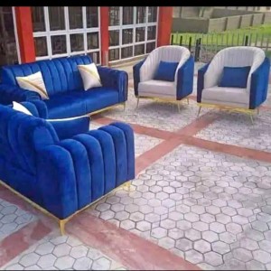 U- shaped Executive Chairs