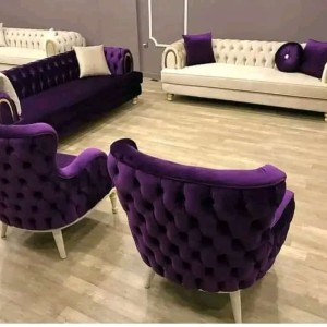 U- shaped Executive Chairs