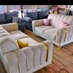 U- shaped Executive Chairs